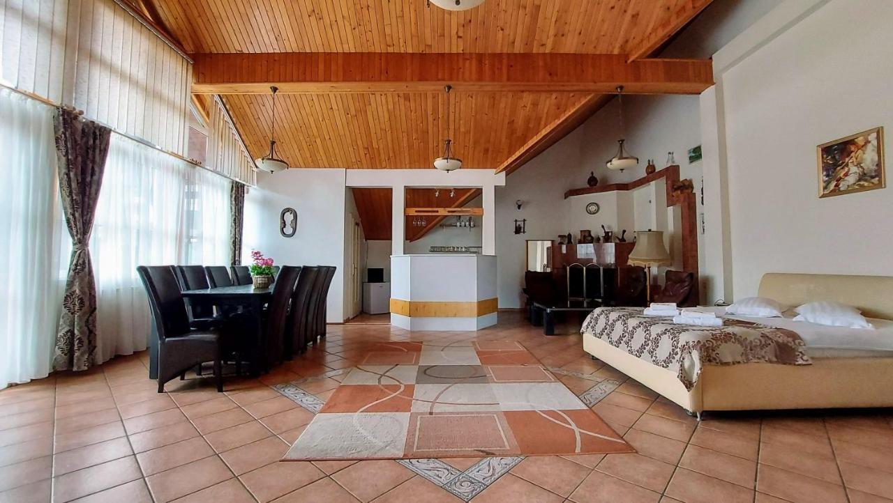 Casa Giulia Hotel Baile Olanesti Ngoại thất bức ảnh